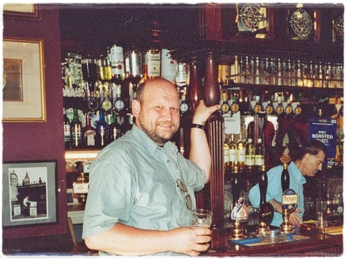 London 2002 Pub